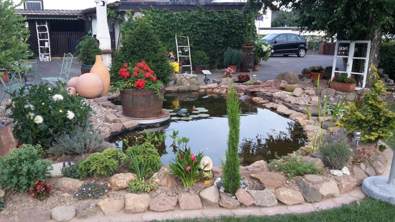 Appartamento Zum Herrenwald Stadtallendorf Esterno foto
